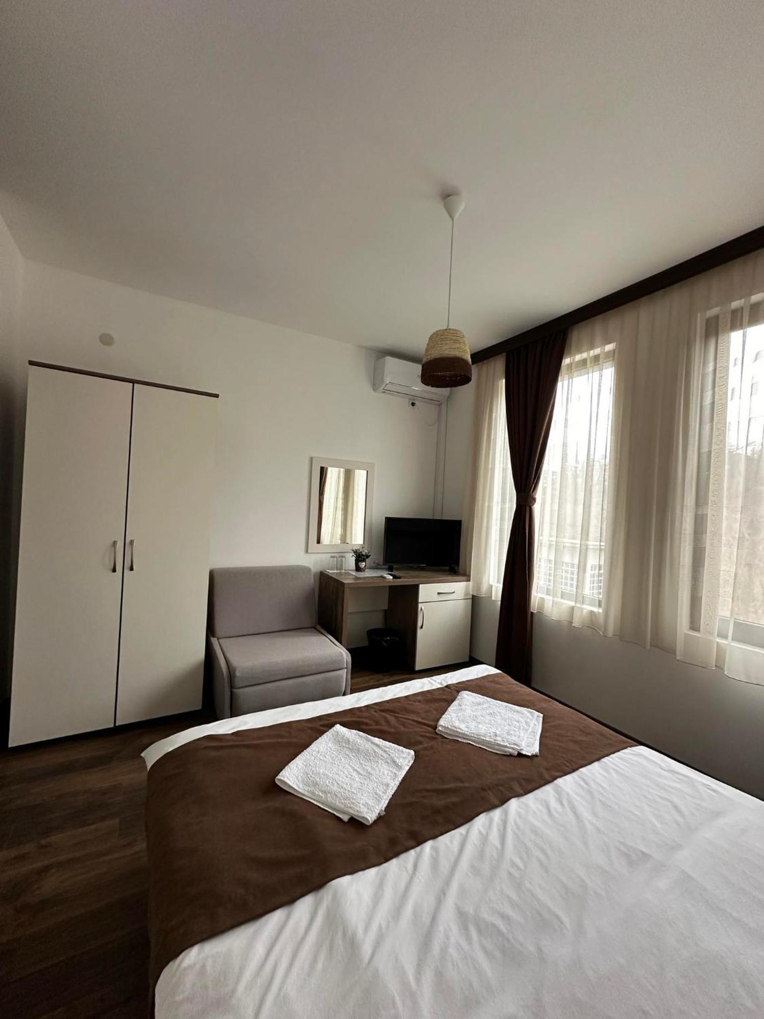 Бялата Къща Hotel Чакаларово Екстериор снимка