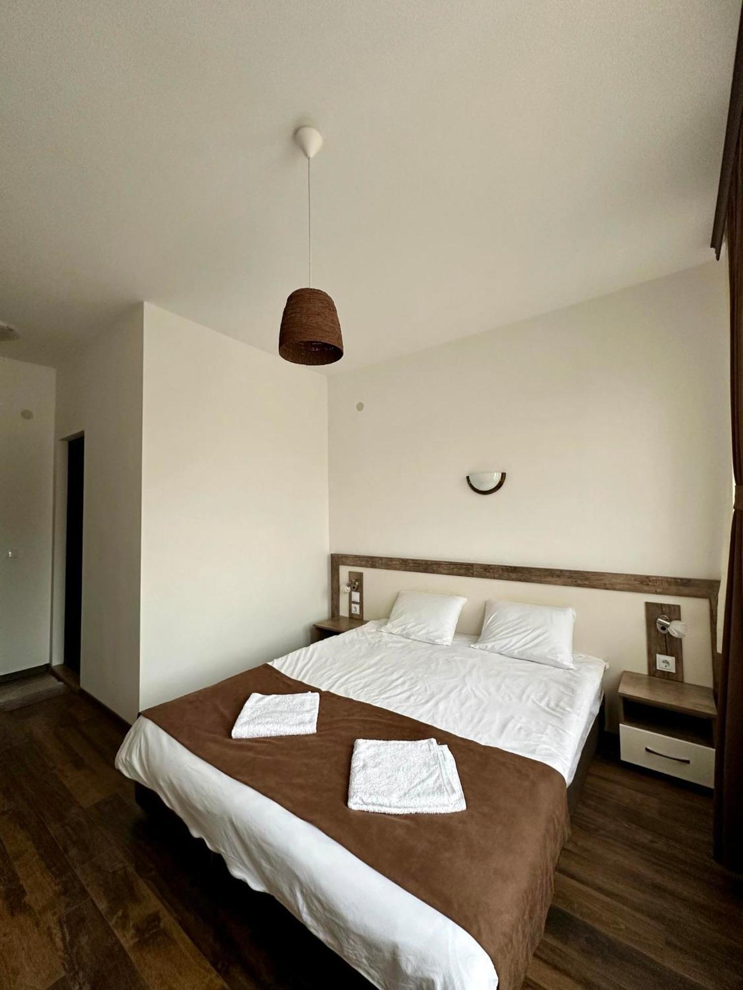 Бялата Къща Hotel Чакаларово Екстериор снимка