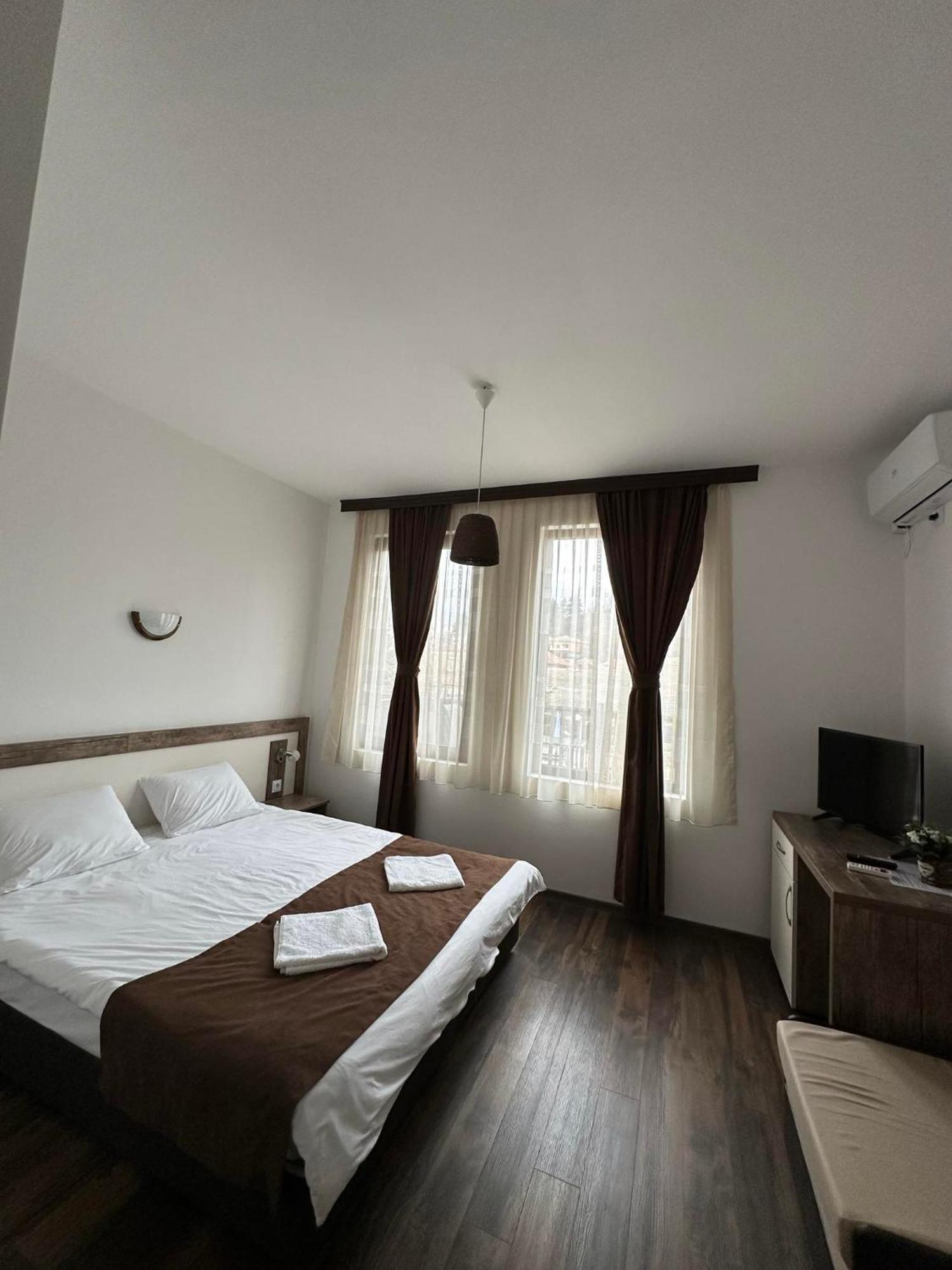 Бялата Къща Hotel Чакаларово Екстериор снимка